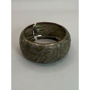 Vintage Hinged Clamper Bangle Bracelet – Classic Statement Jewelry
